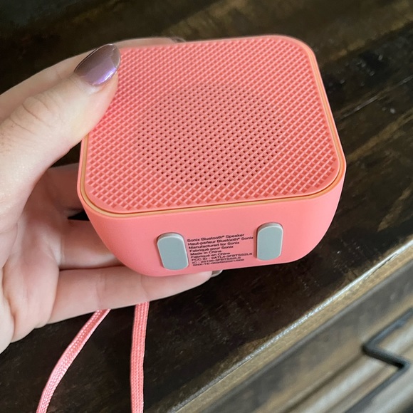 Mini Bluetooth Speaker - Picture 4 of 5